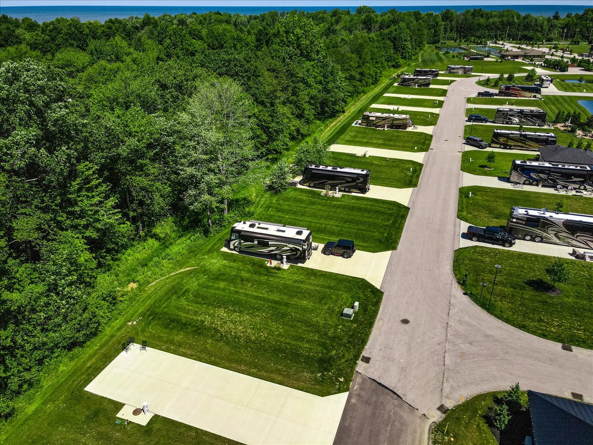 Lot 64         for sale - Motorcoach Resort Lake Erie Shores