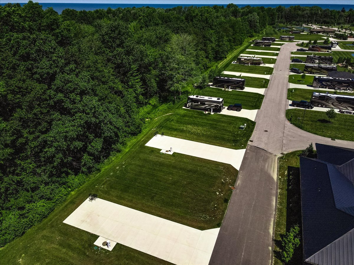 Lot 65         for sale - Motorcoach Resort Lake Erie Shores
